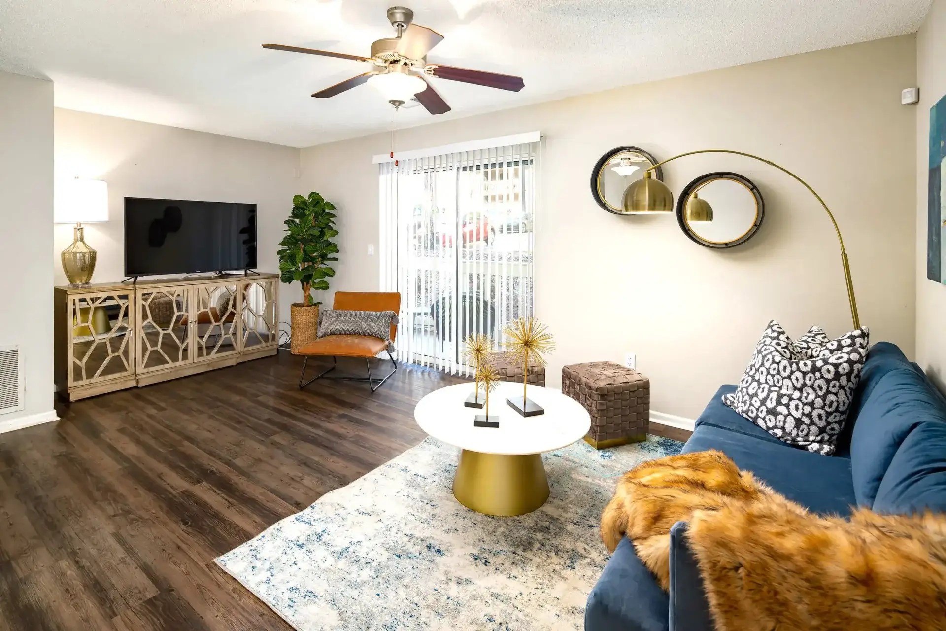 the mark at riverdale living room balcony