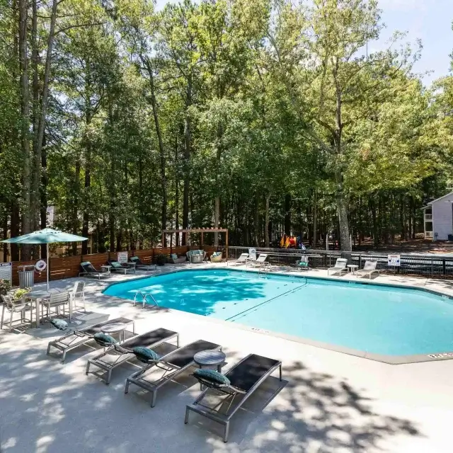 the mark at riverdale pool 2